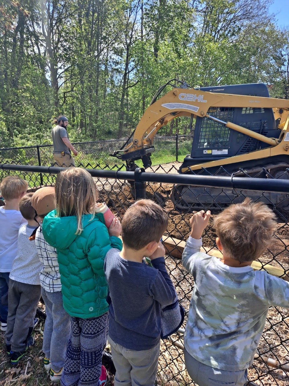 Shade and playground features at the COMO in Stonington