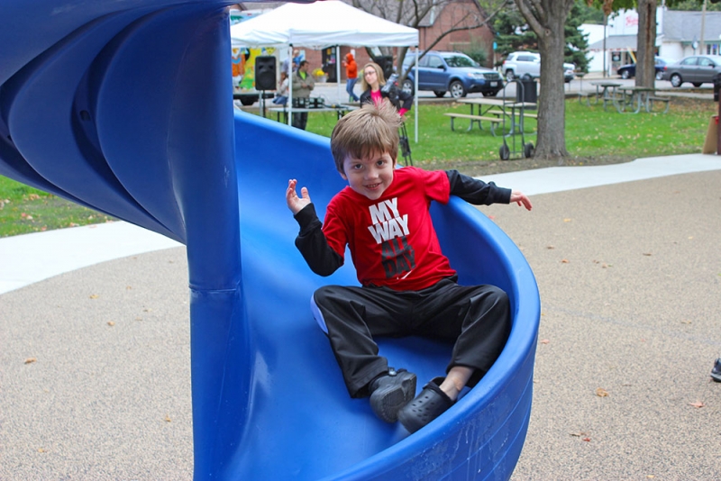 Accessible play features at Eisner Park