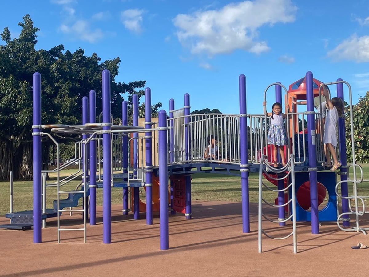 Haleʻiwa Beach Park Playground