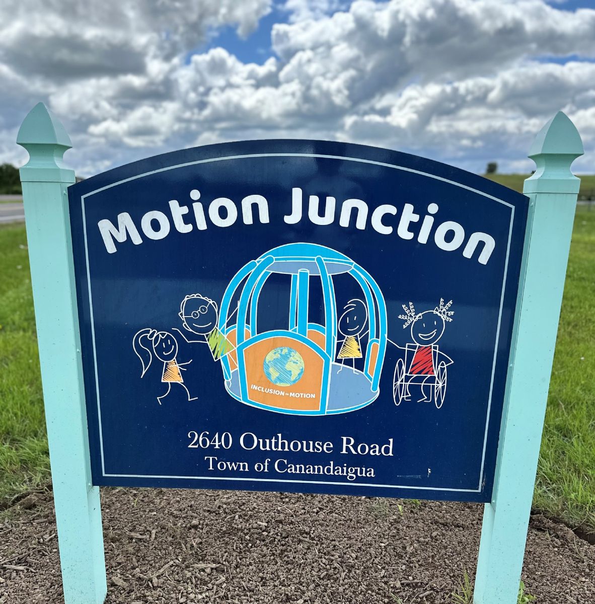 Wide accessible play layout at Motion Junction