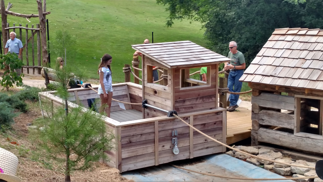 NaturePlay@BCM pathway and play features