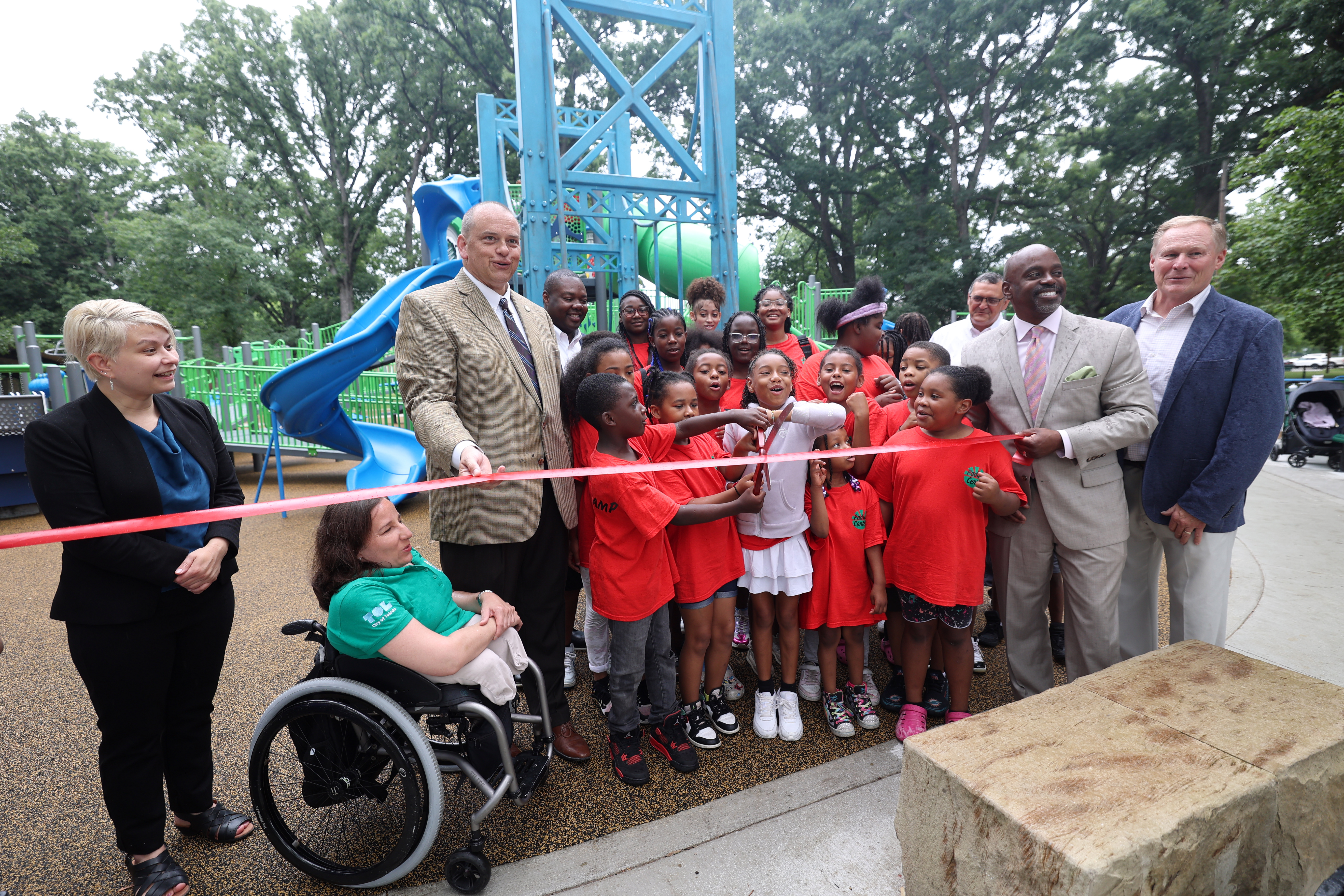 Wide view of the Ottawa Park inclusive playground
