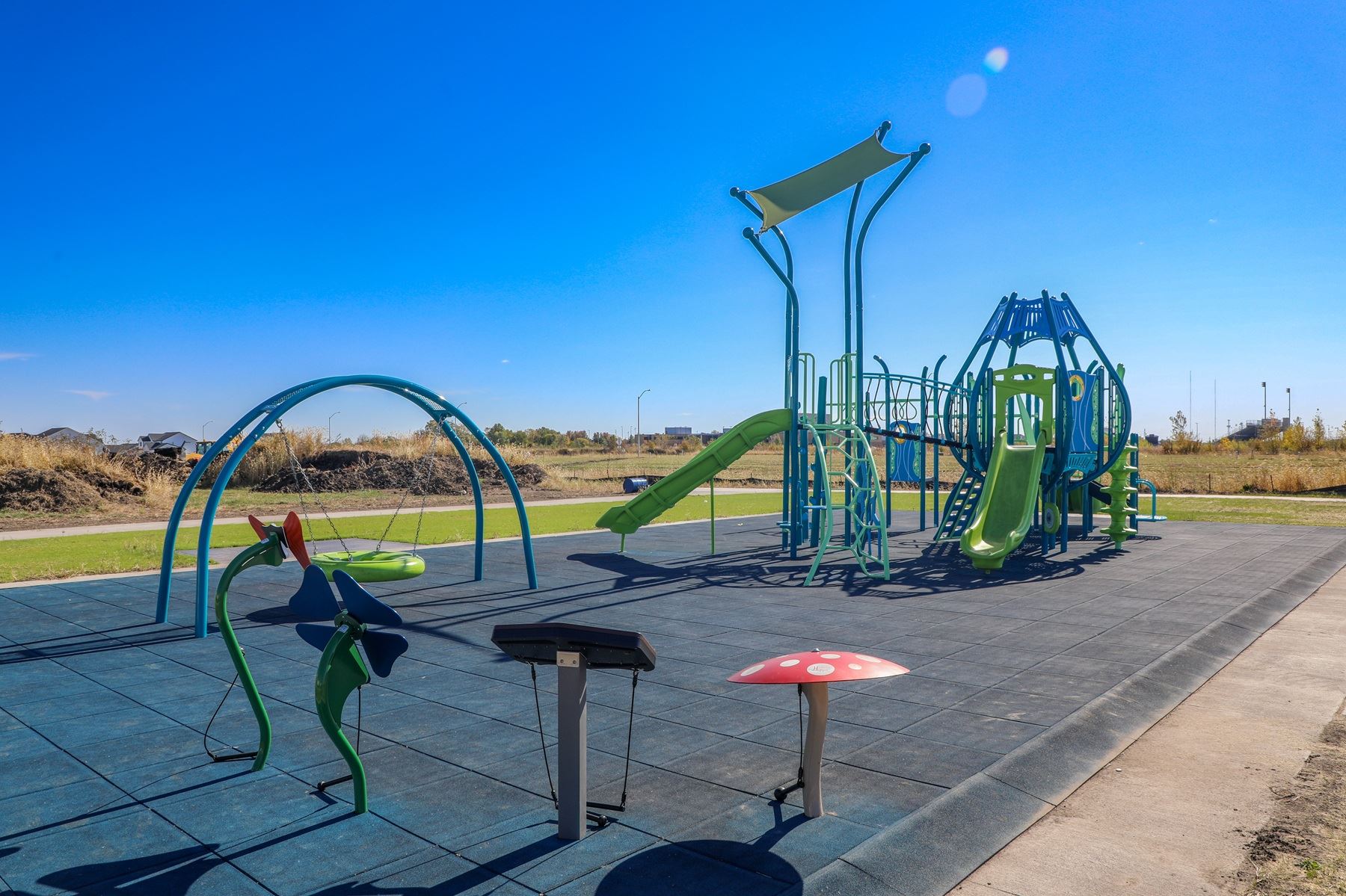 Additional playground view at Ridgedale Heights Park