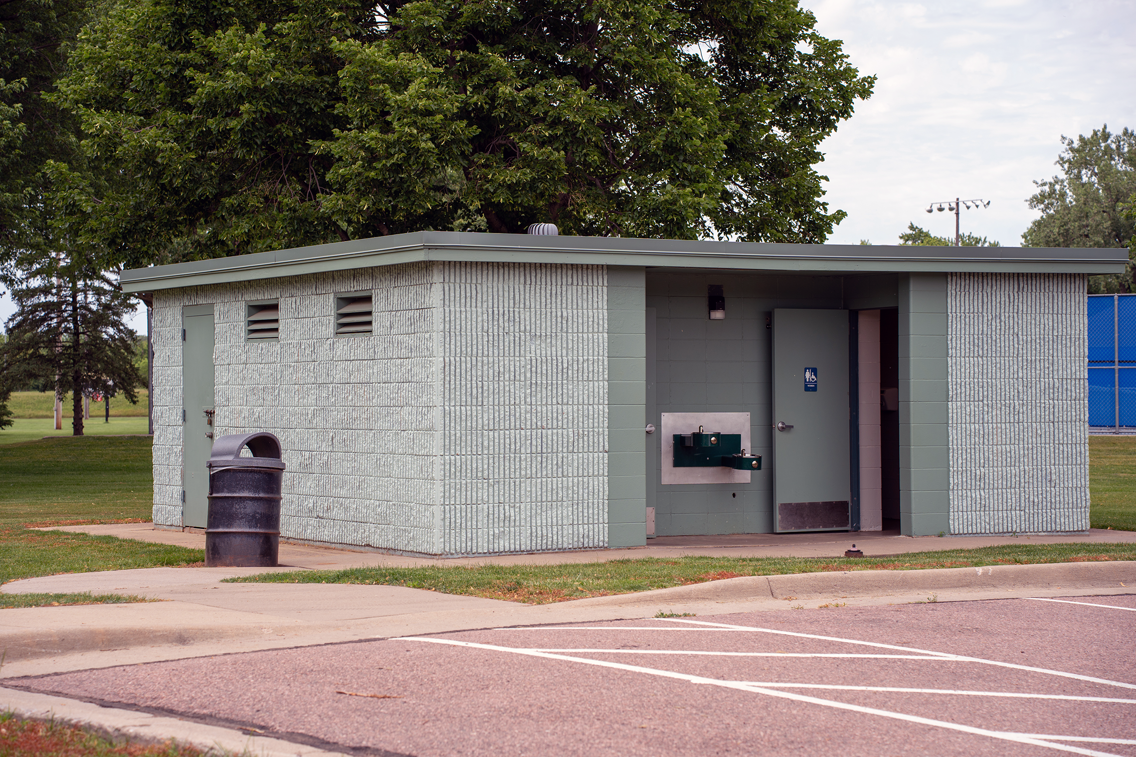 Restroom building at Riverdale Park