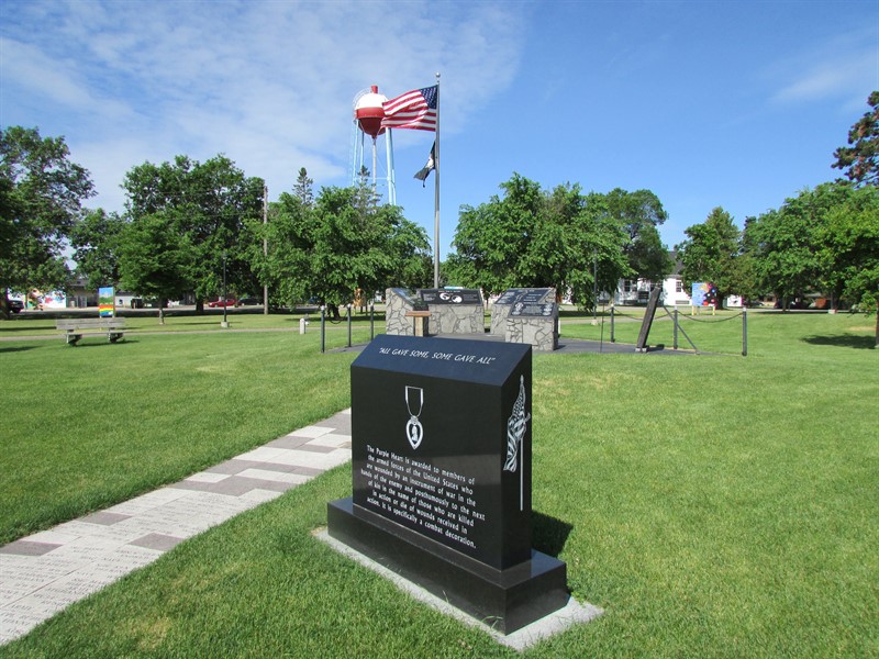 Park landscape near the playground and splash pad at Trailside Park