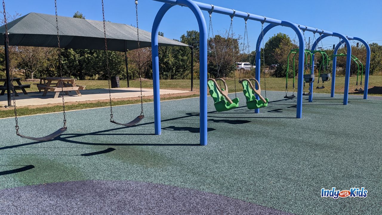 Play structure at Unity Park in Blue Heron Park
