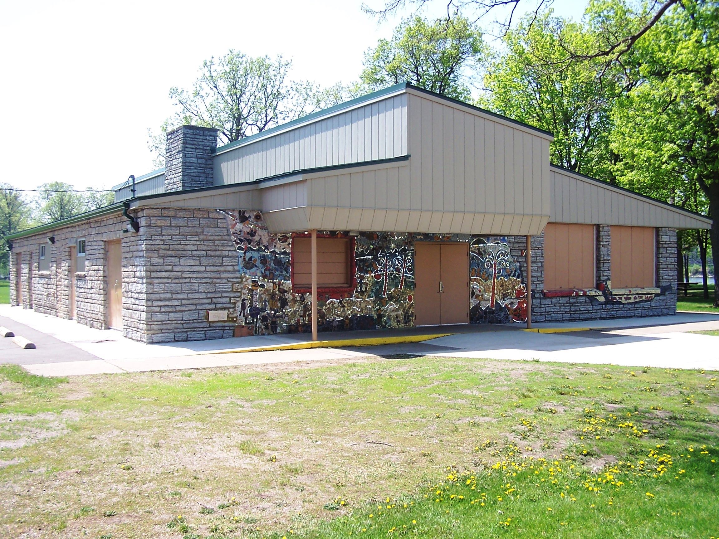 Wilson Park shelter building at St. Cloud's Wilson Park