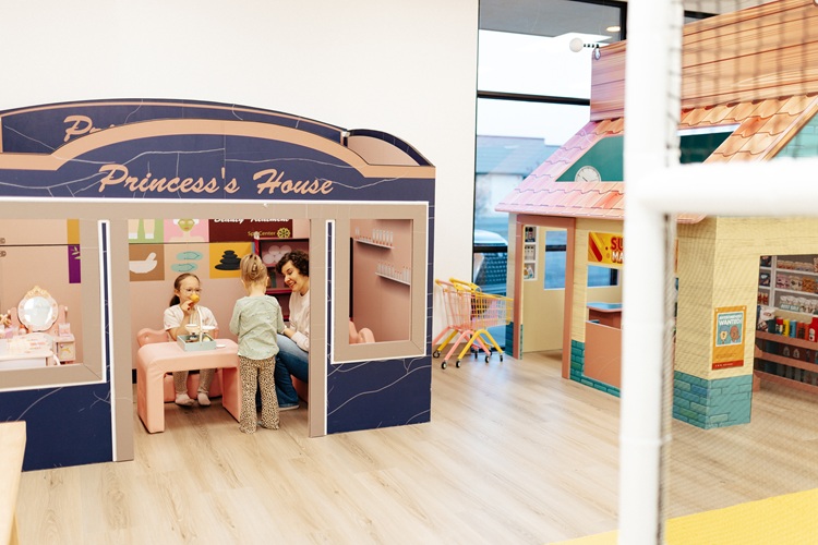 Pretend princess house at Busy Bee Playhouse