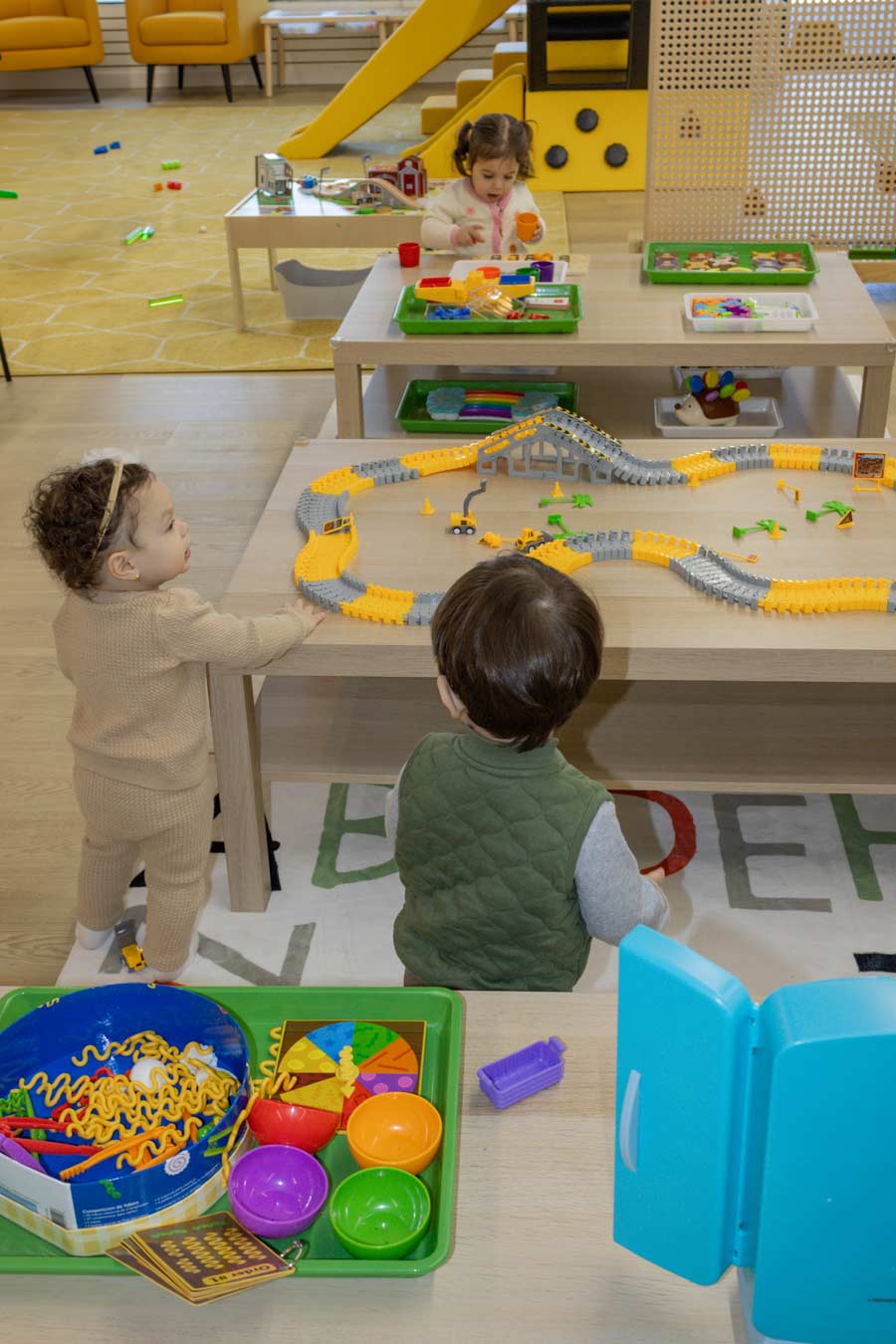 Busy Bees play café seating and play area.