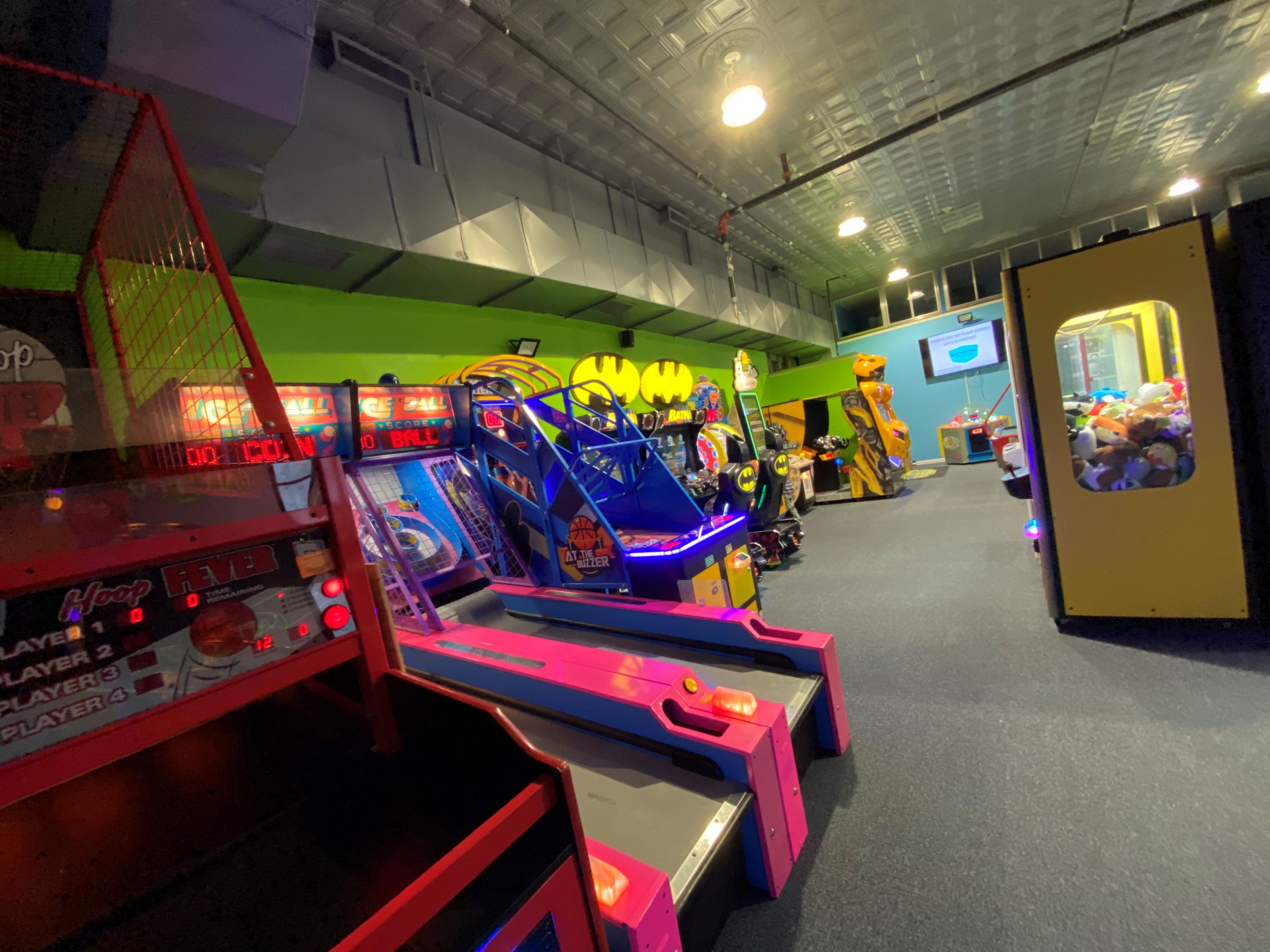 Arcade area at Cabin Fever Play Centre