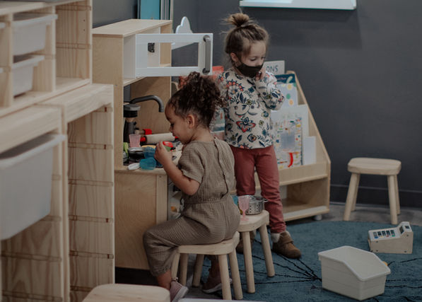Kids playing in the toddler zone at Café Au Plait