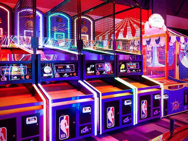 Arcade basketball games inside Fun Factory Hilo.