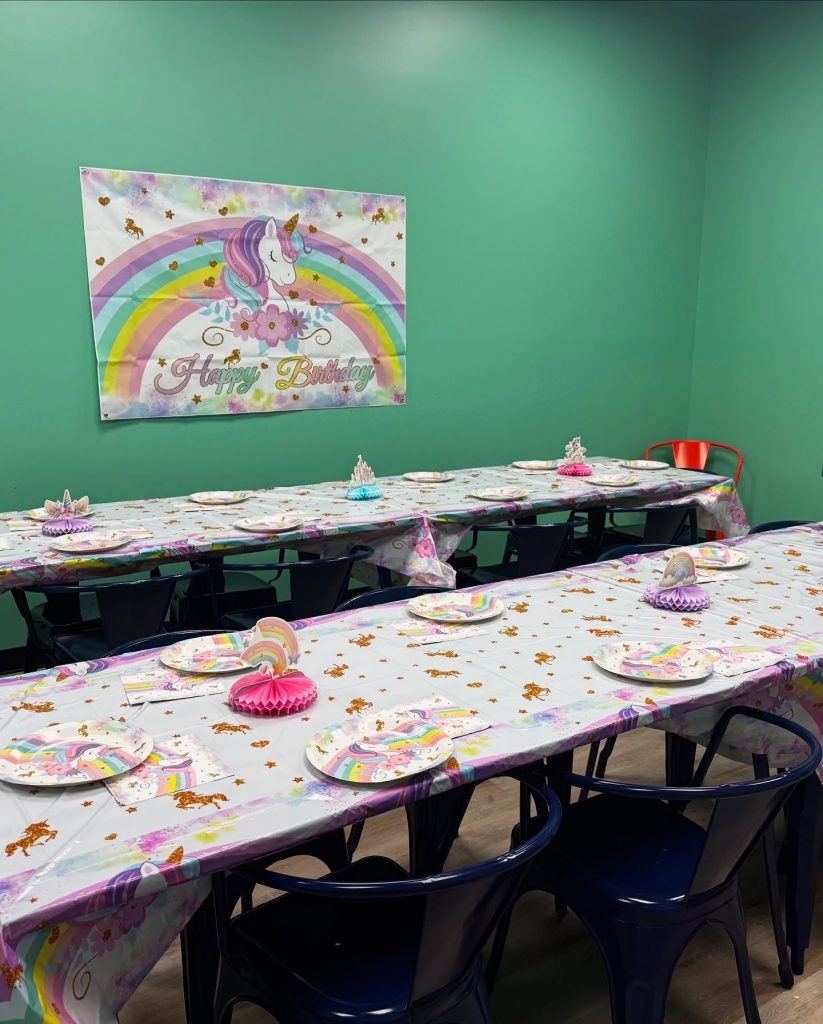 Decorated party room at FUNtastic