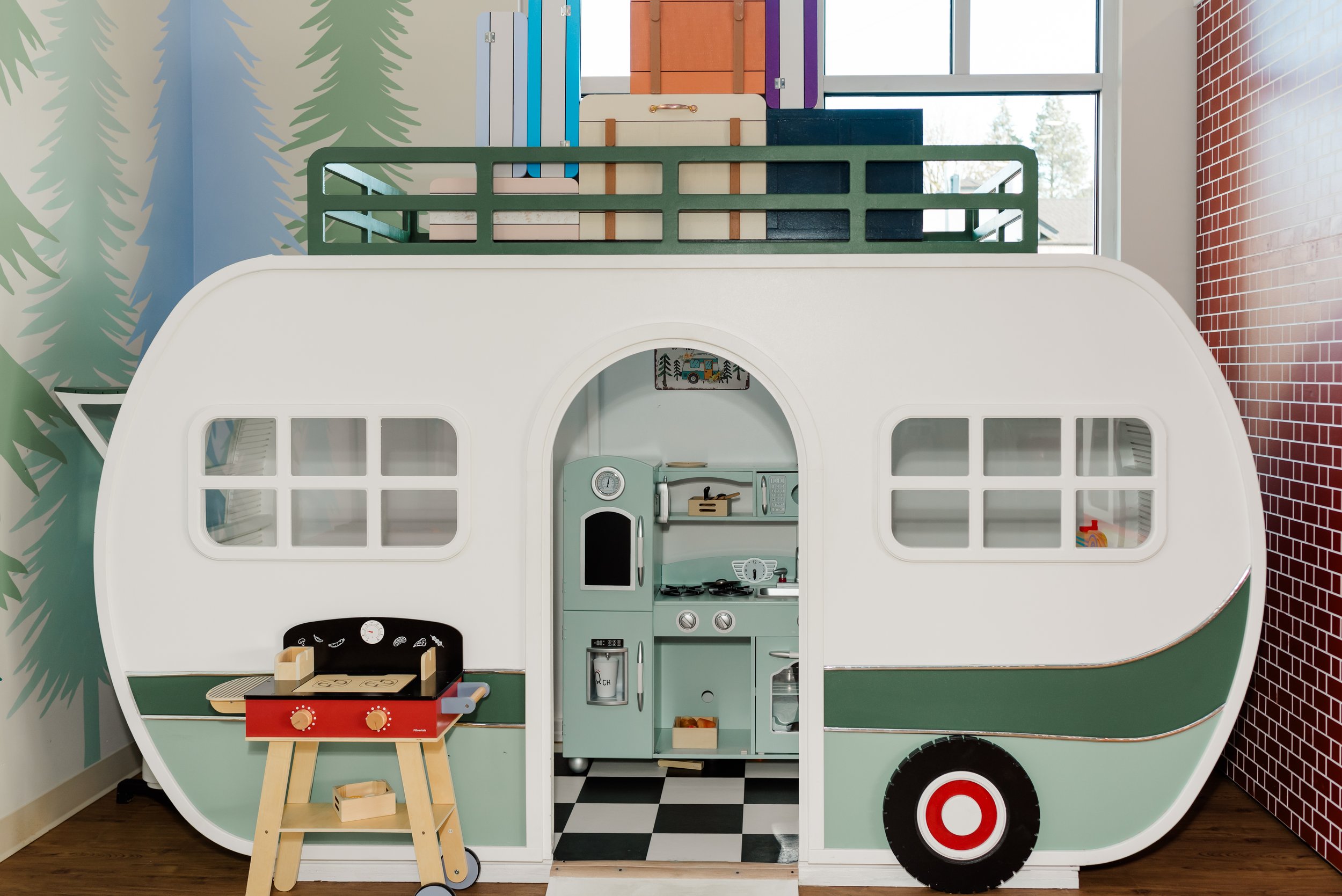 Happy Play gallery image 1