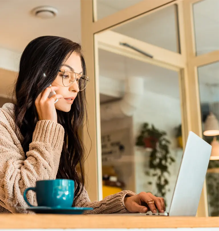 Parent seating overlooking the Holiday Cafe play area