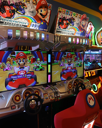 Arcade game lineup at J7 Adventureland