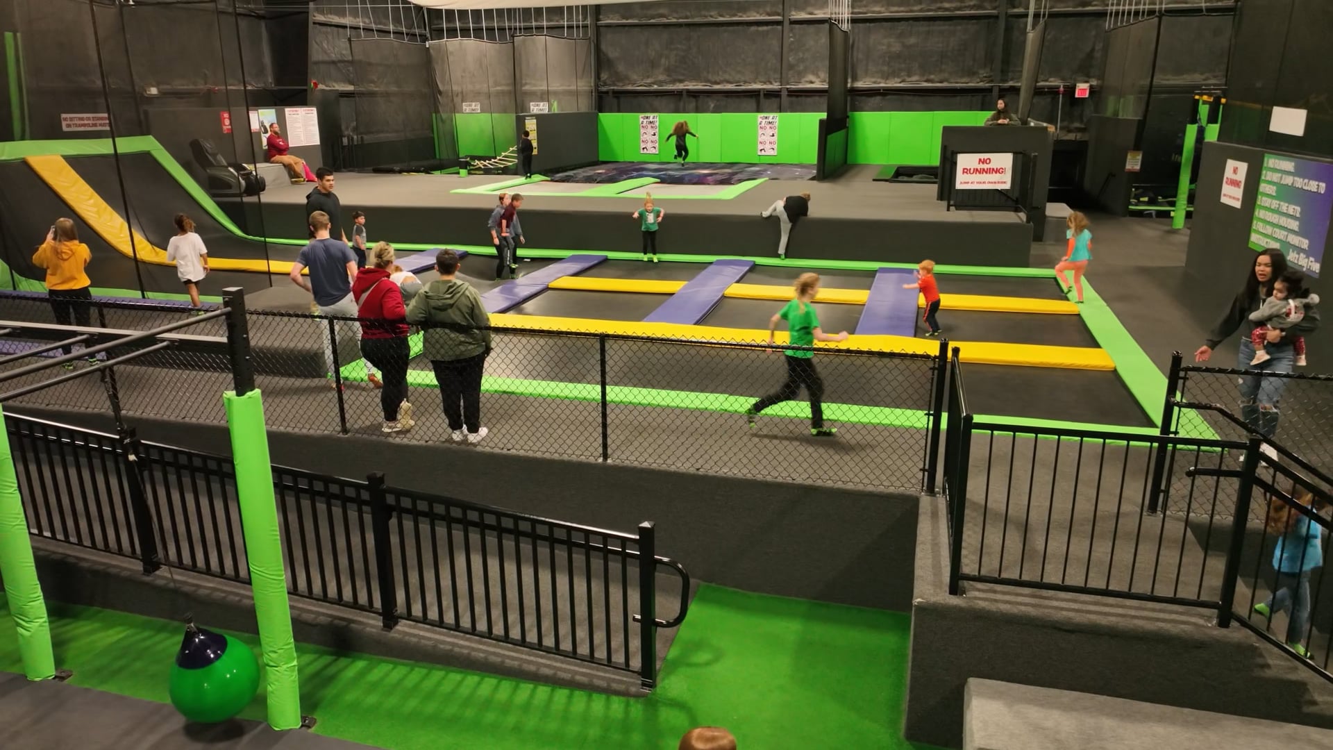 Wide view of the trampoline court at Jetz Trampoline Park.
