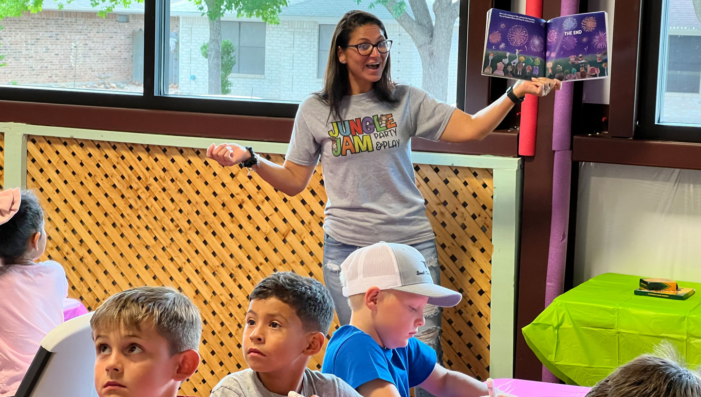 Story or activity area at Jungle Jam Party and Play.