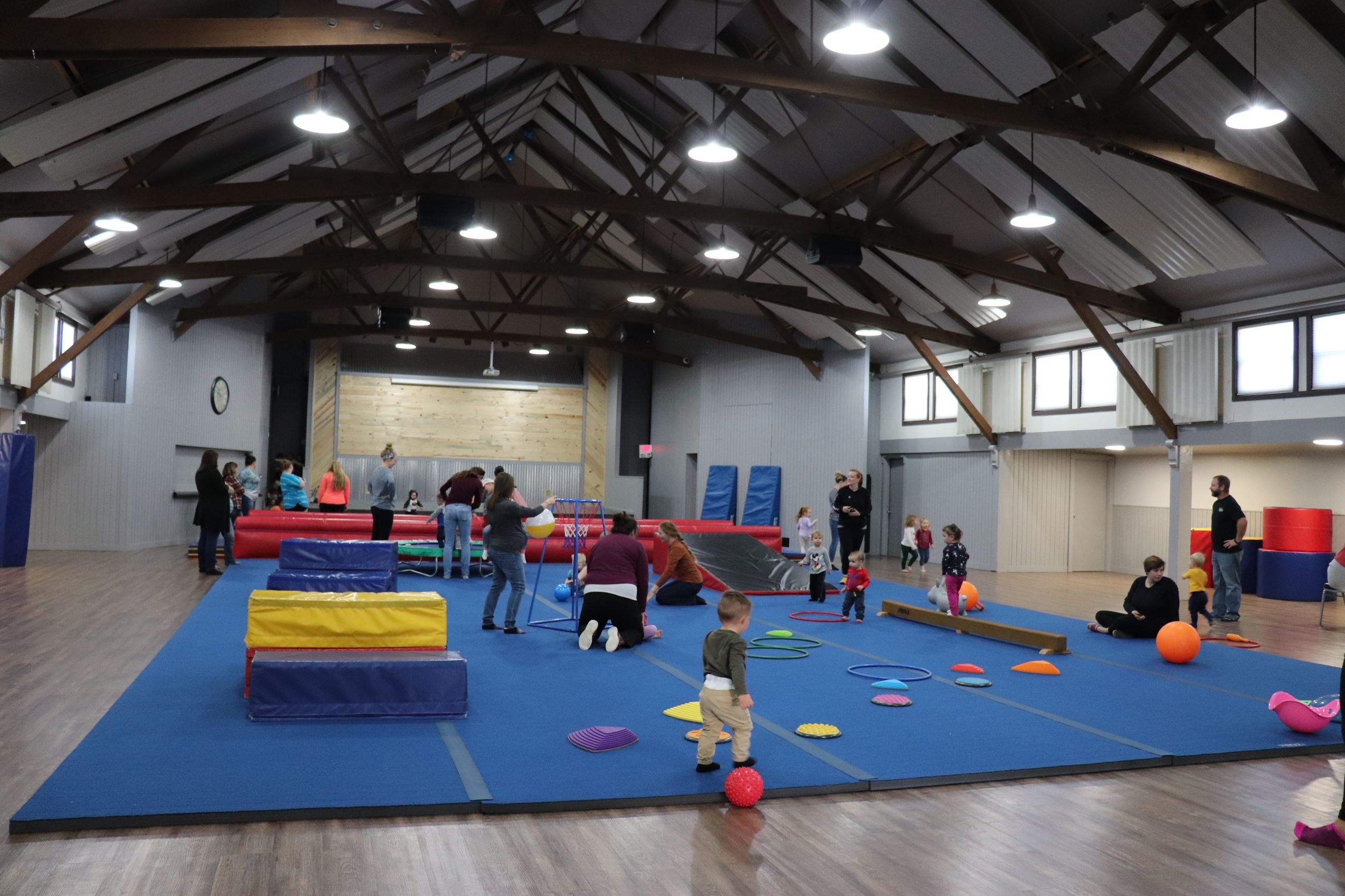 Large open play setup for babies and toddlers at Kids in Motion