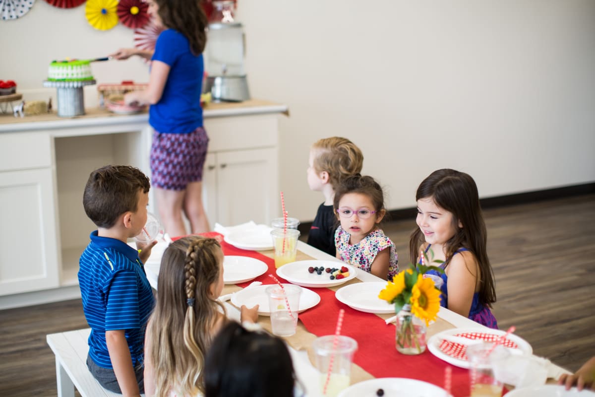 Little Bee's Playhouse