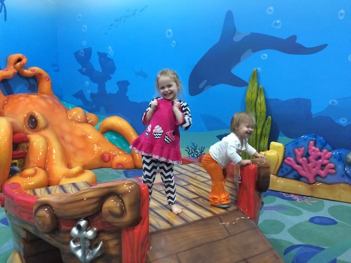 Indoor sea-life play elements at Magnolia Mall in Florence