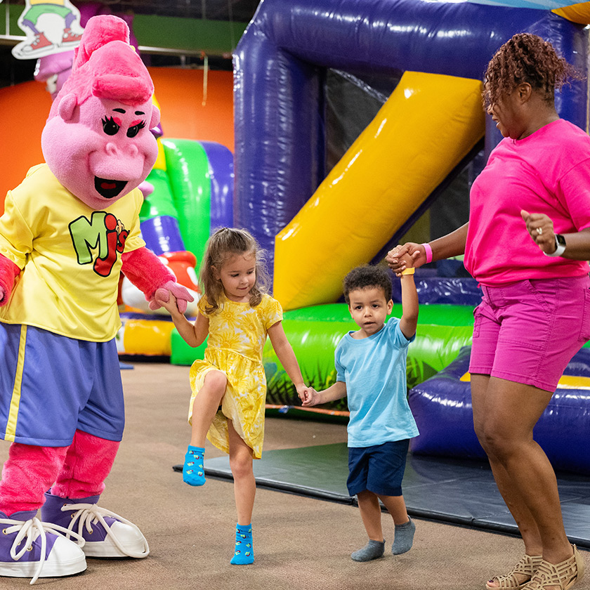 Monkey Joe's - Pointe Orlando gallery image 1