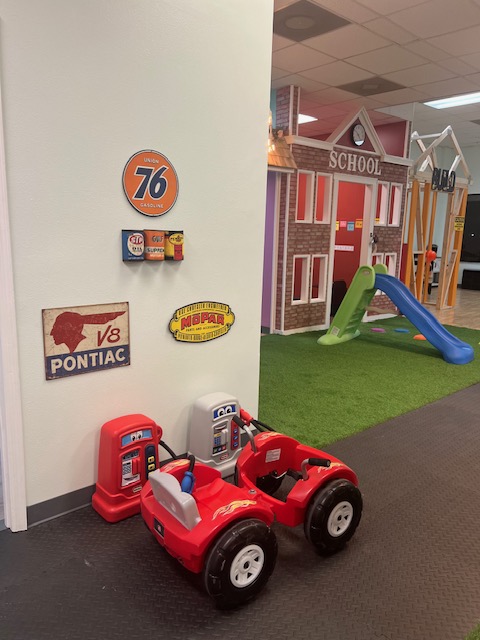 Play Space Indoor Kids Center gallery image 3