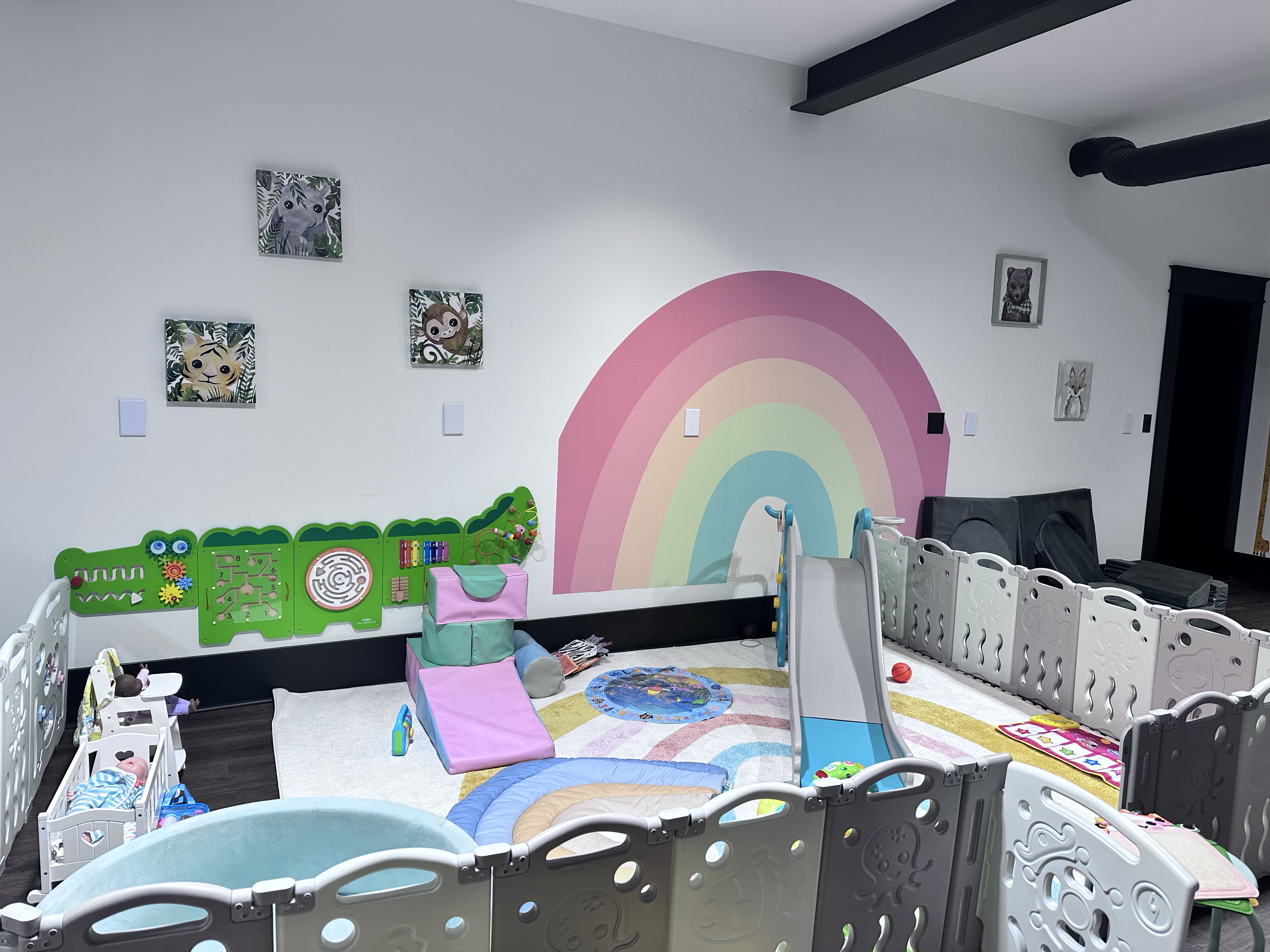 Infant and toddler play area at Playhouse Cafe