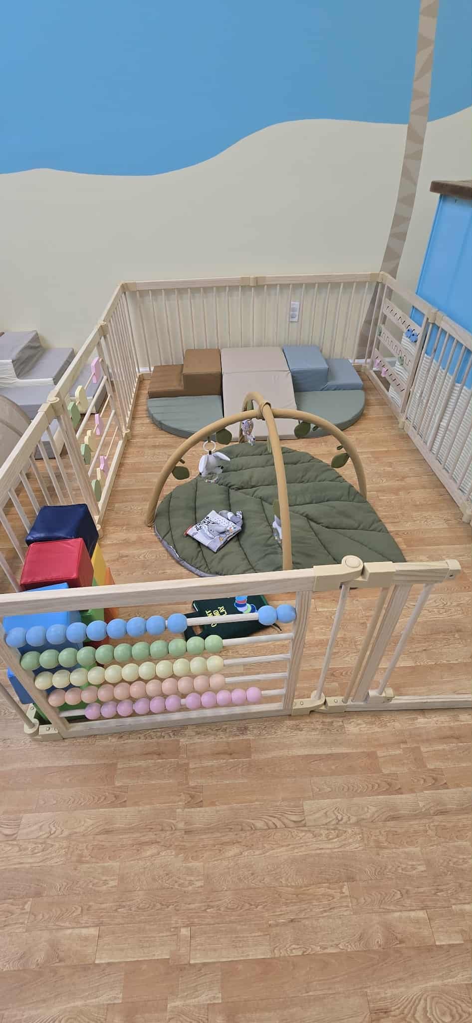 The Gathering Palm gallery image 2