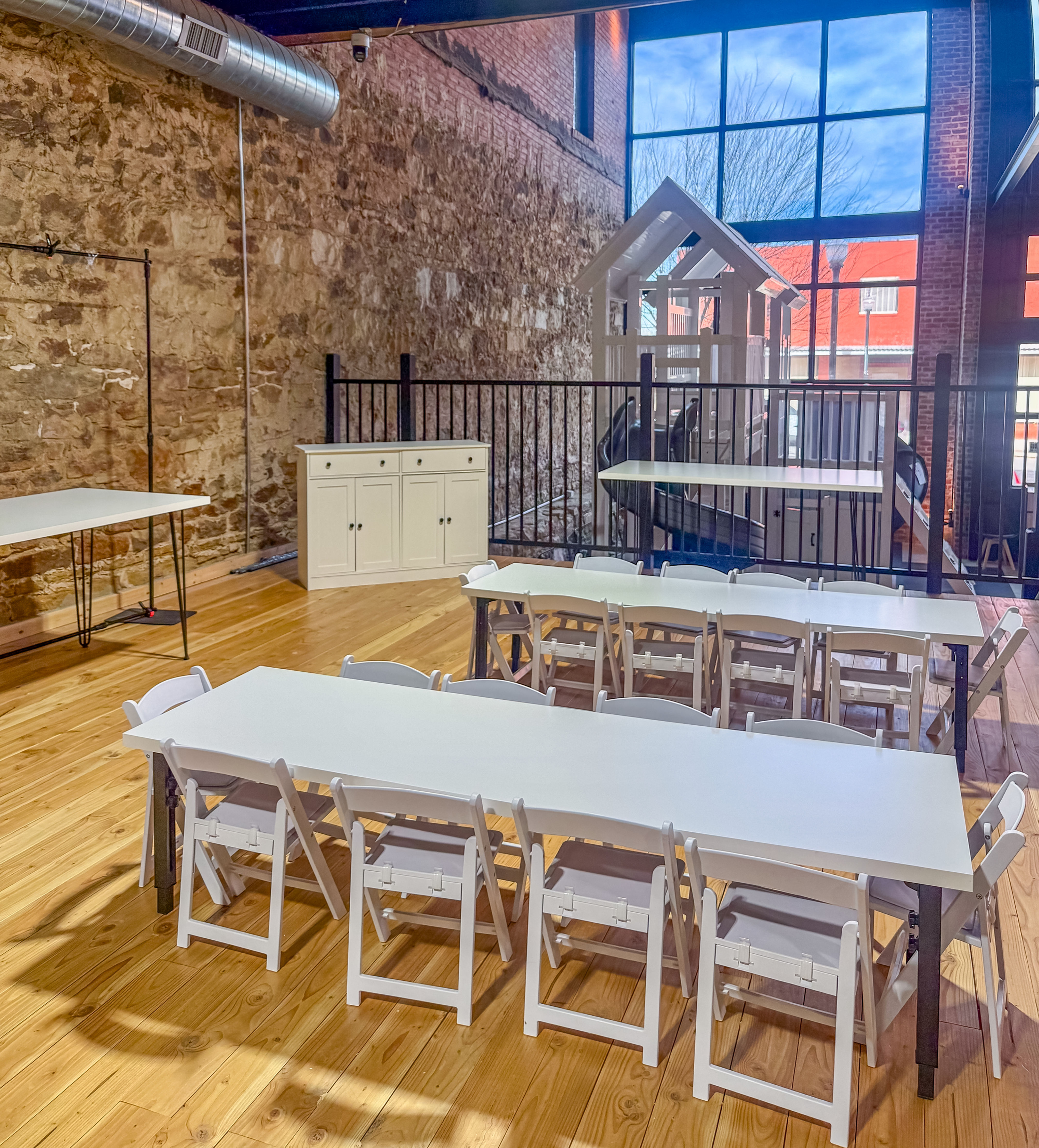 The Little Playhouse Cafe gallery image 1