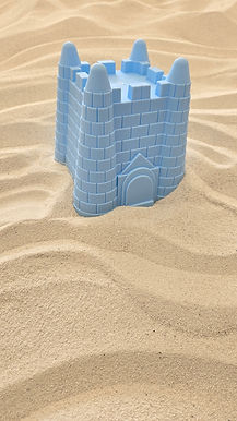 Sand play display at Twin Monkey Sand Club.