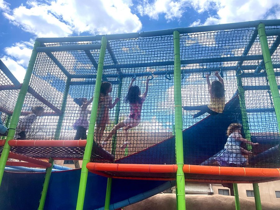 Twirl gallery image 4