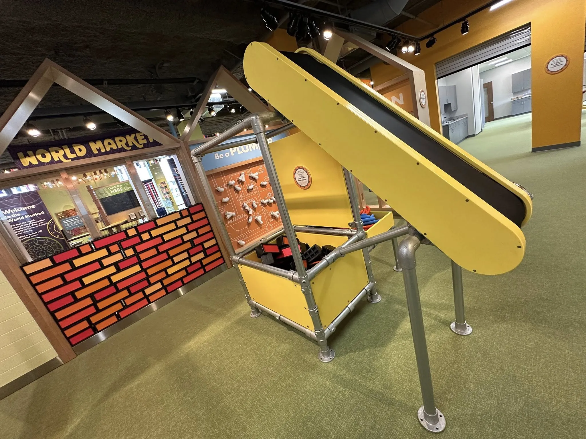 Hands-on build area at Utica Children's Museum.