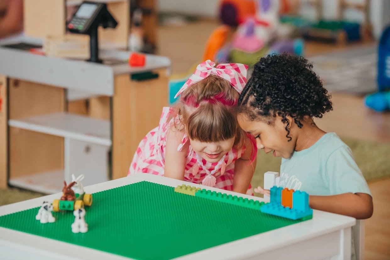 Play area and seating at Wild Sprouts Play Place