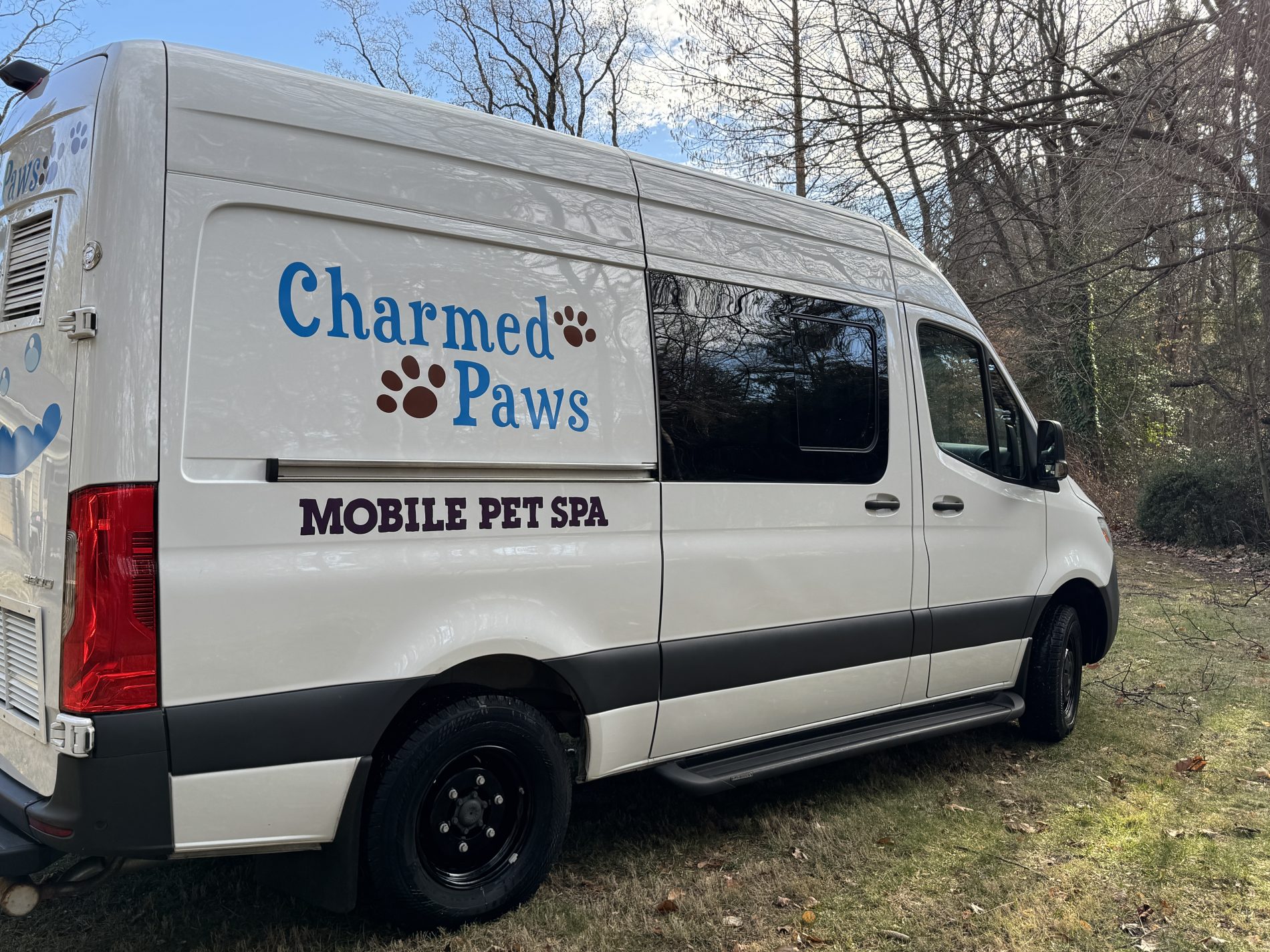 Charmed Paws Mobile Pet Spa