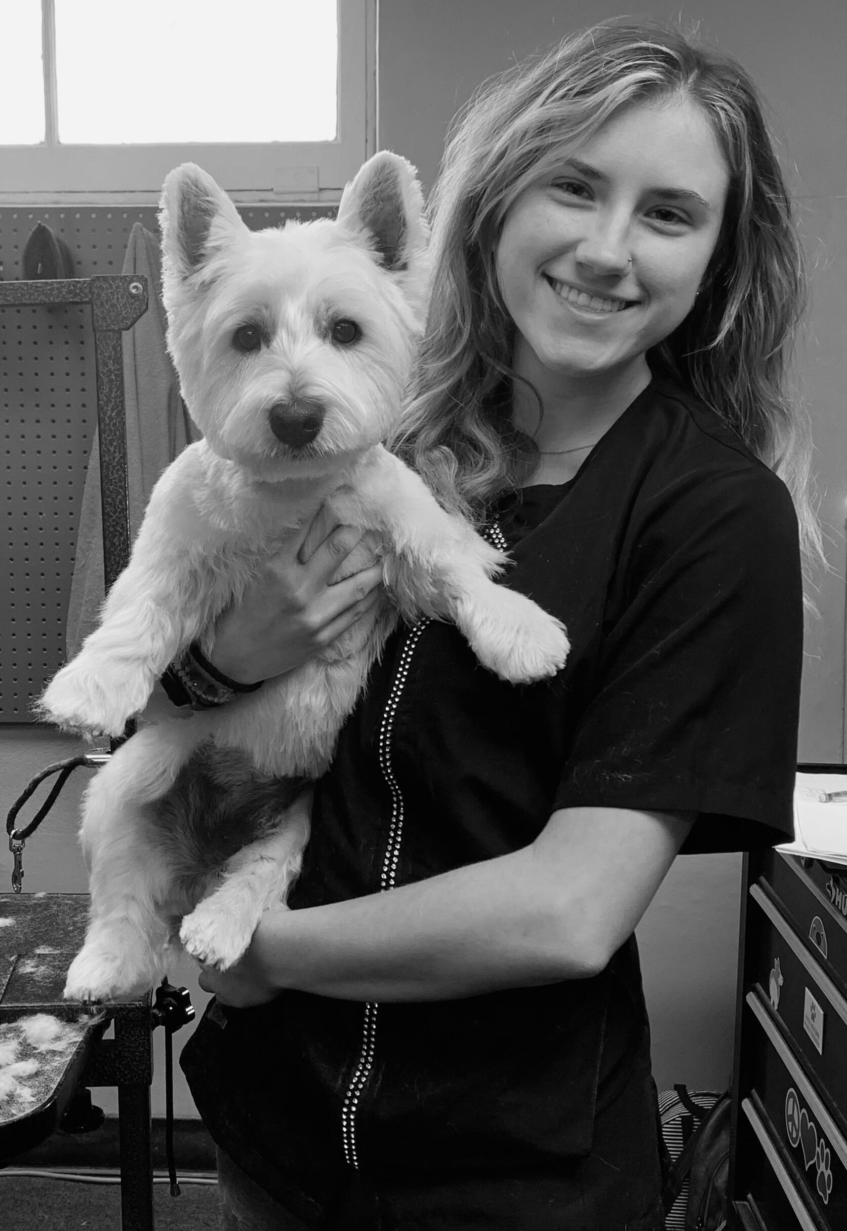 Nicole from Deluxe Pups Mobile Pet Salon