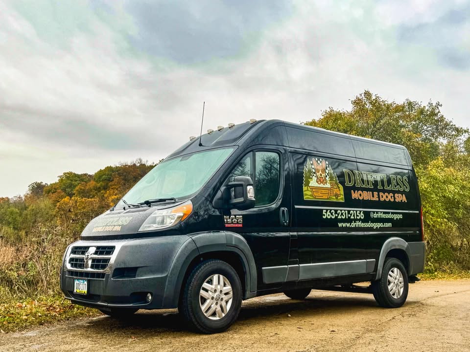 Driftless Mobile Dog Spa