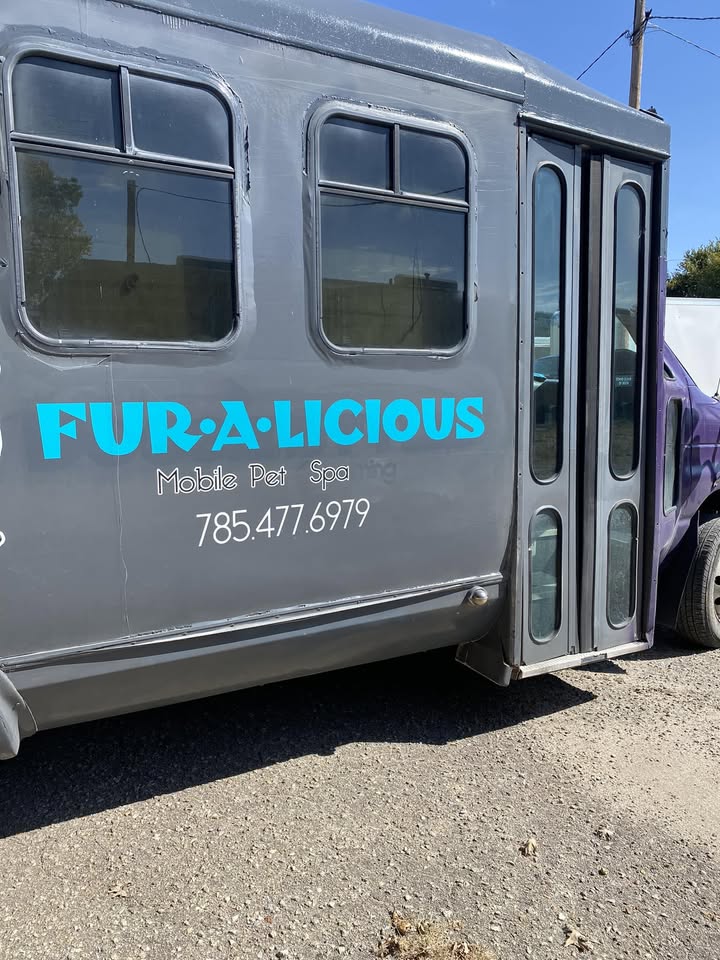 Profile image for Fur-a-licious Mobile Pet Spa LLC