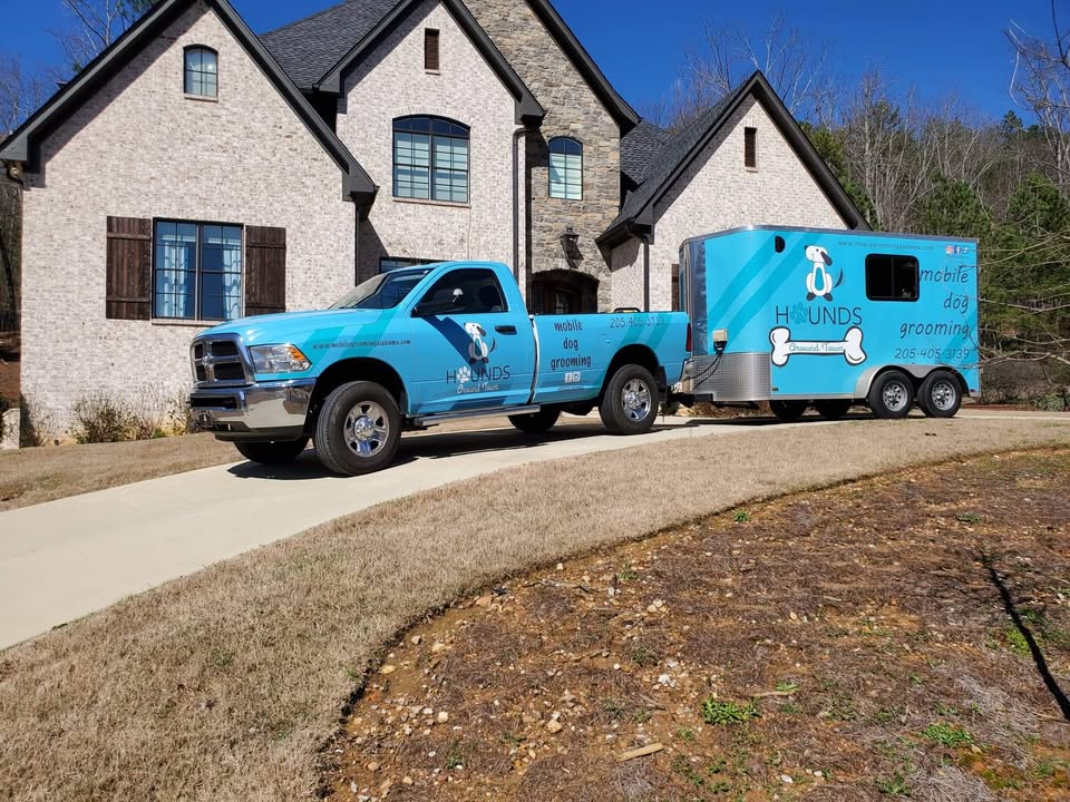 Hounds Around Town Mobile Grooming