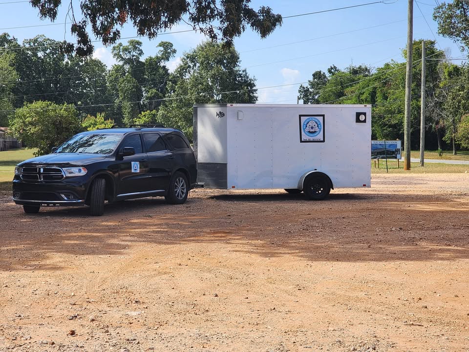 Nicki's Mobile Dog Grooming business image