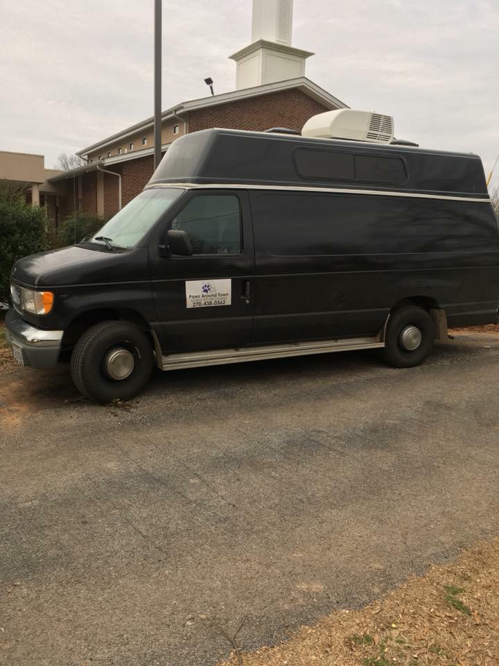 Profile image for Paws Around Town Mobile Pet Grooming