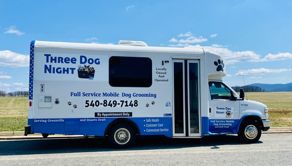 Three Dog Night Mobile Grooming