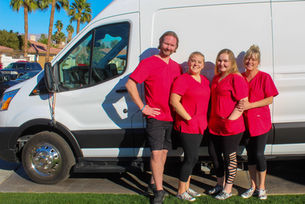 Wonder Washers mobile grooming van or work setup image
