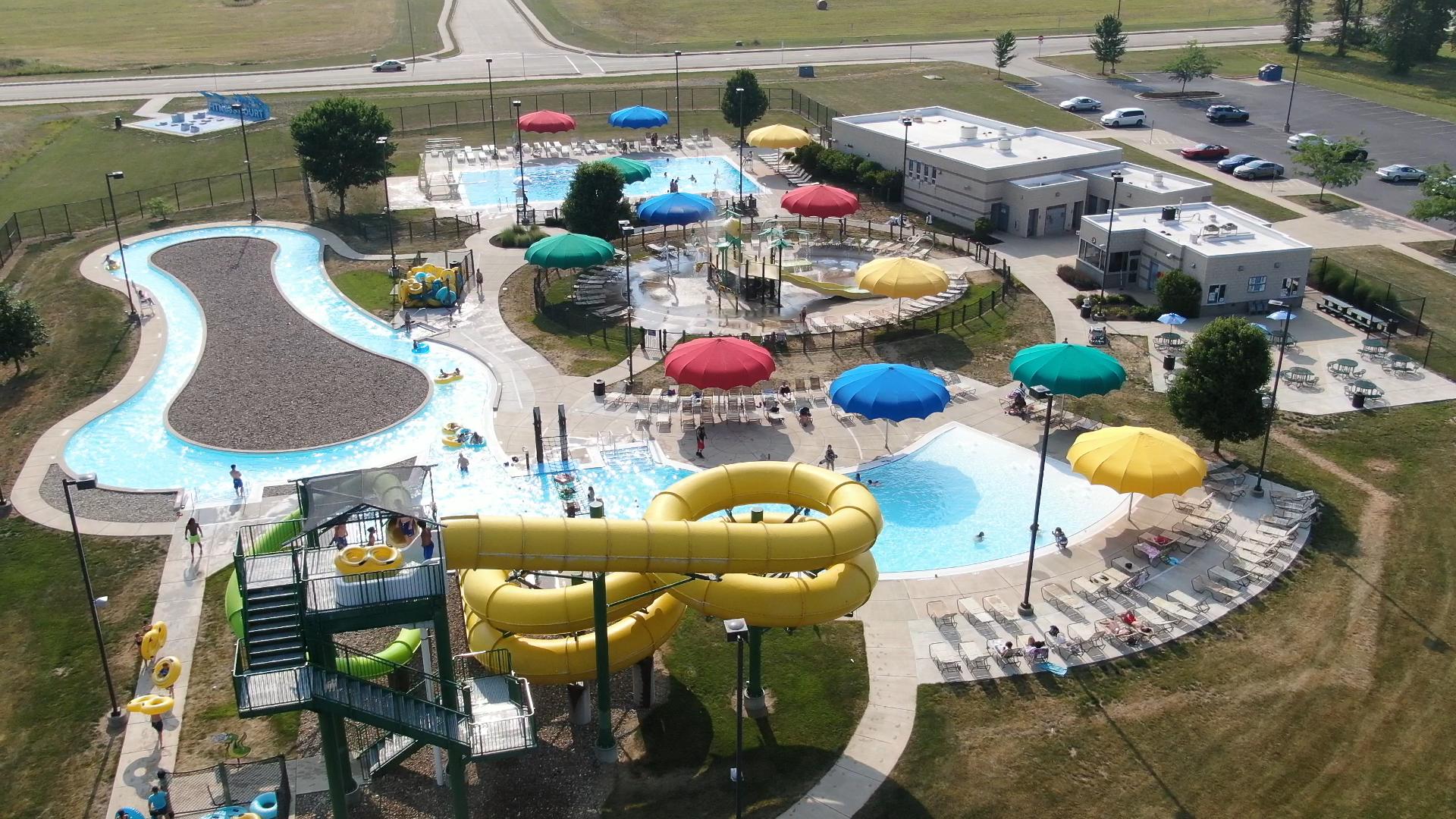 Wide view of Mount Vernon's Aquatic Zoo Water Park.
