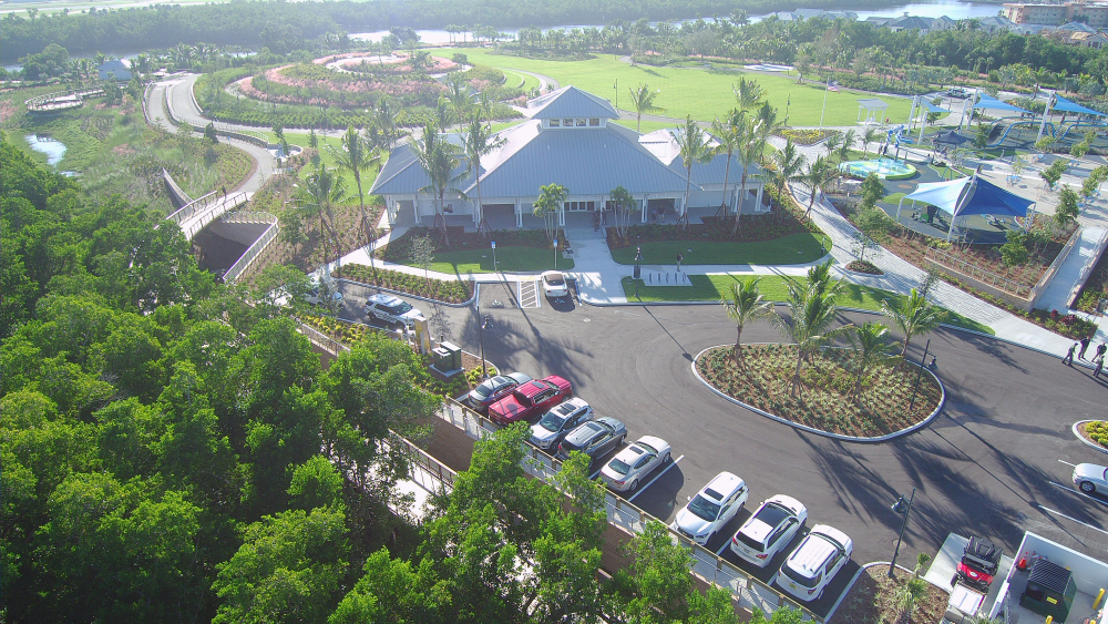 Wide view of Baker Park in Naples.