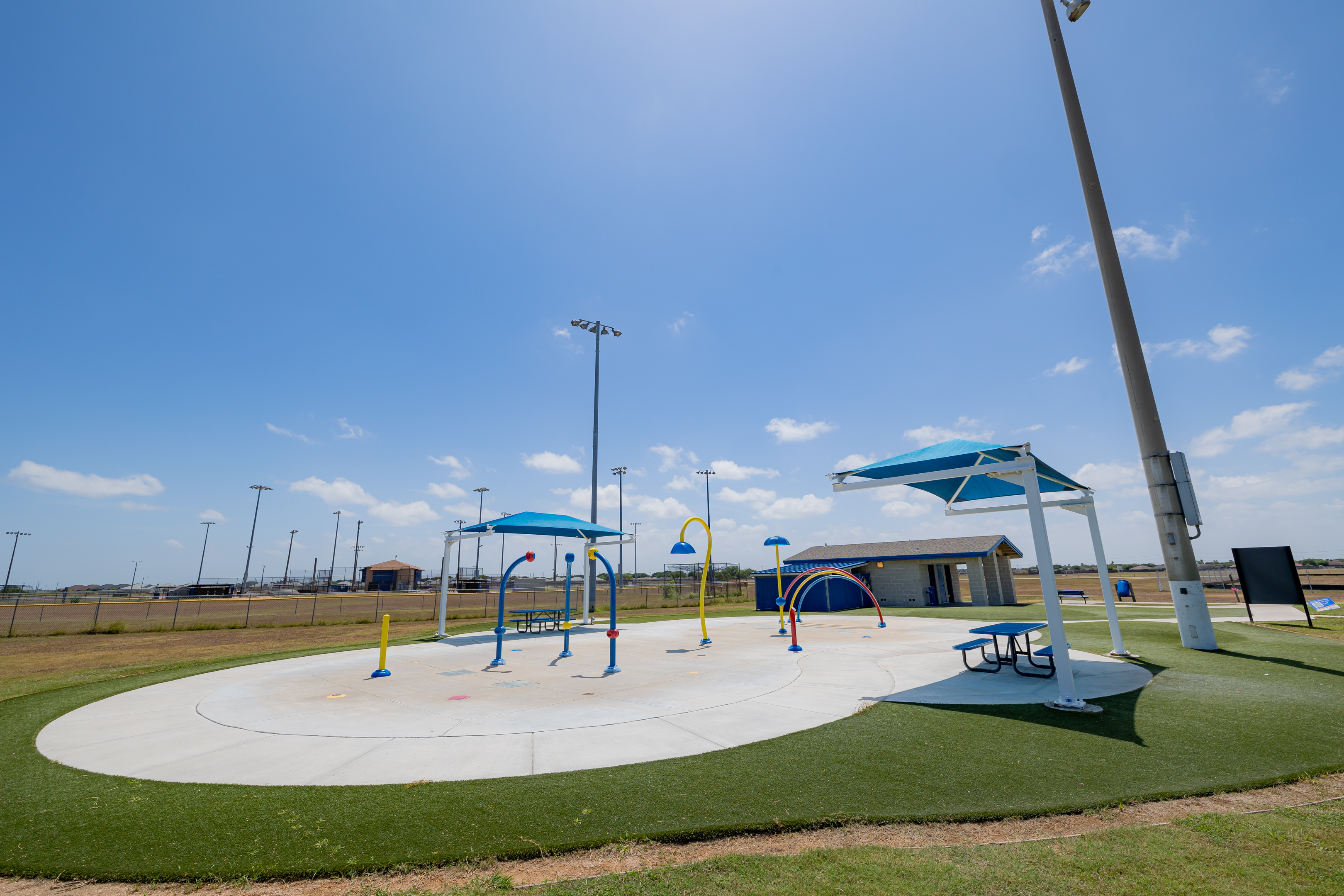 Another view of Bill Witt Park Splash Pad.