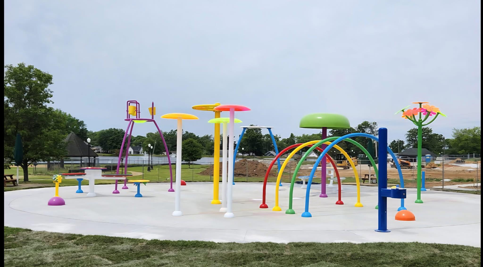 Overview photo of City Lake Splash Park in Boonville.