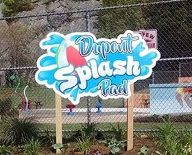 Dupont Splash Pad in Manchester with ground-level spray features.