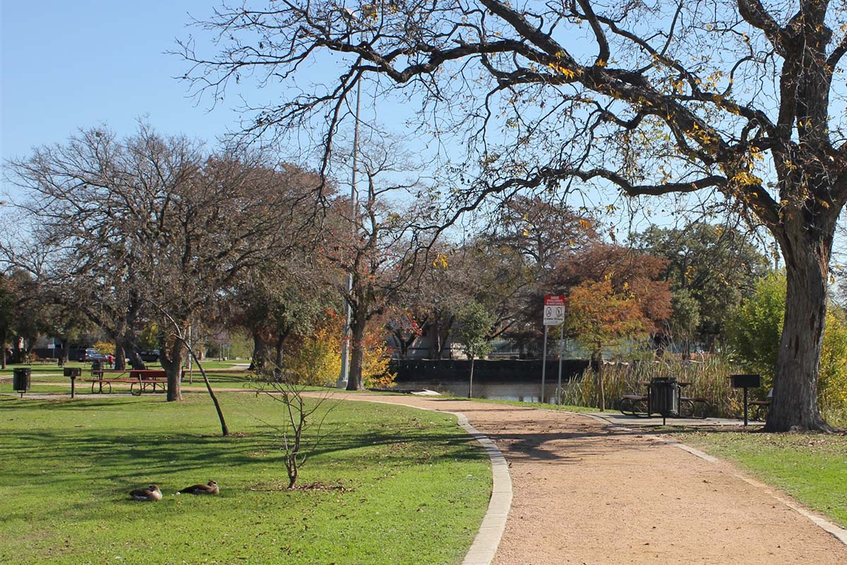 Natural trail at Elmendorf Lake Park.