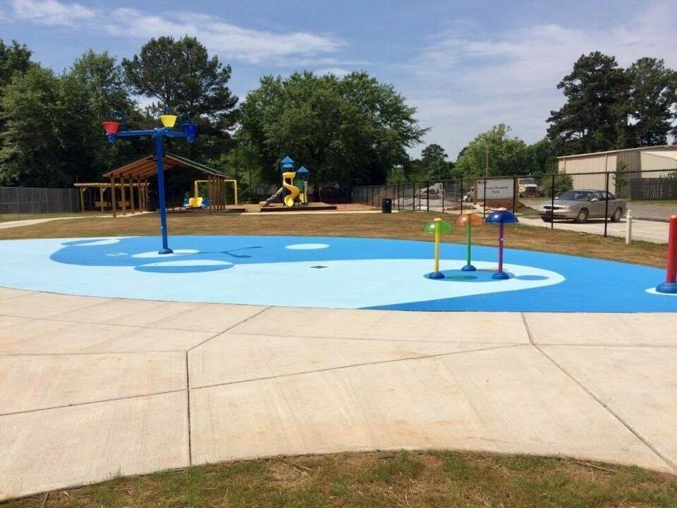 Updated official image from Evans-Roshell Park gallery.